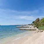 Near Rab Banjol