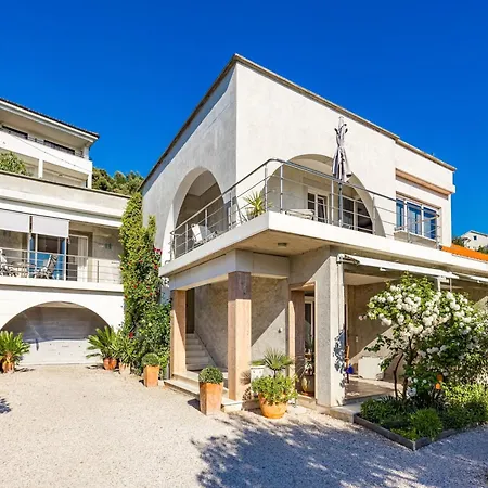 Apartment Near Rab