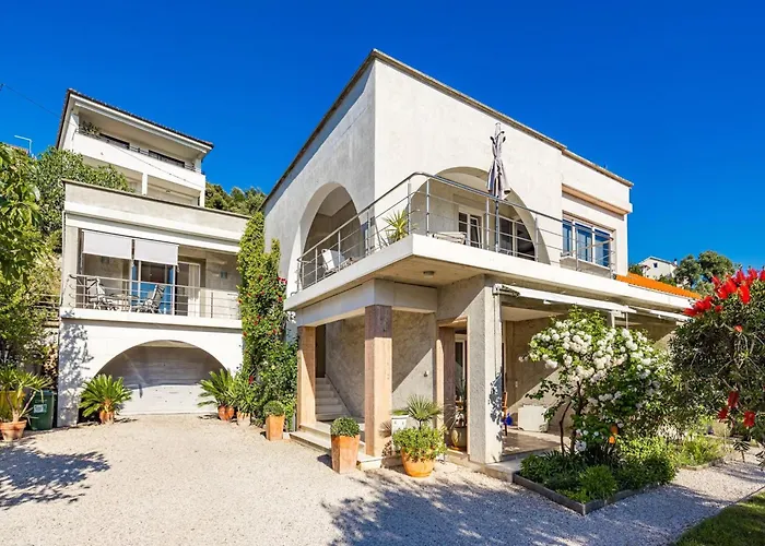 Apartment Near Rab